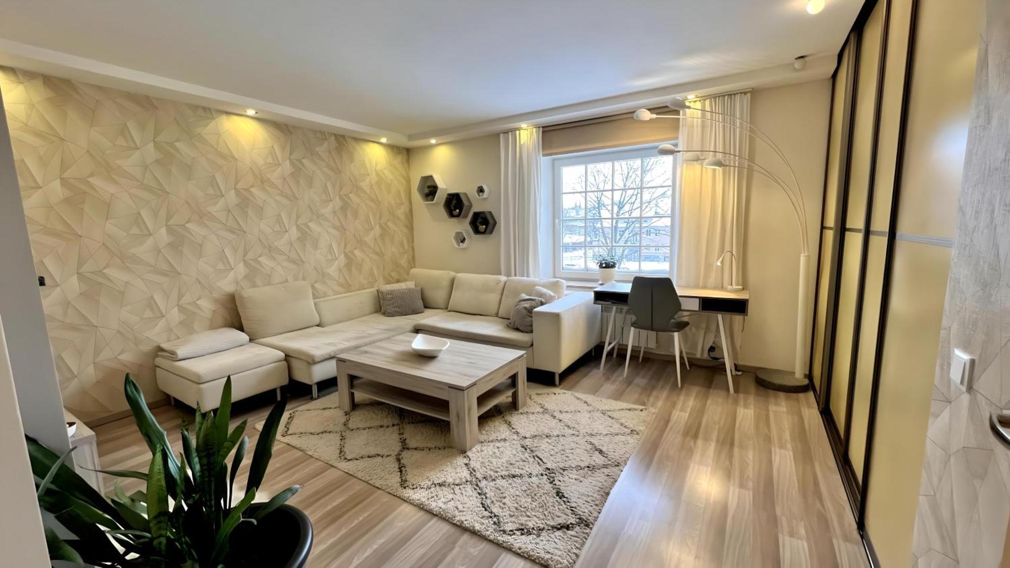 Apartament Historic Charm - Cozy Nordic Retreat In Time-Honored Residency Tallin Zewnętrze zdjęcie